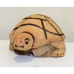 Figurka Żółw z łupinki kokosu